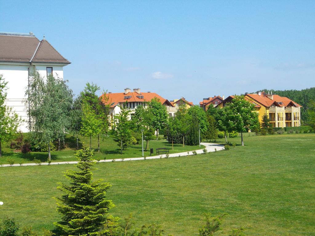 Birdland Panorama Apartman Bük Habitación foto